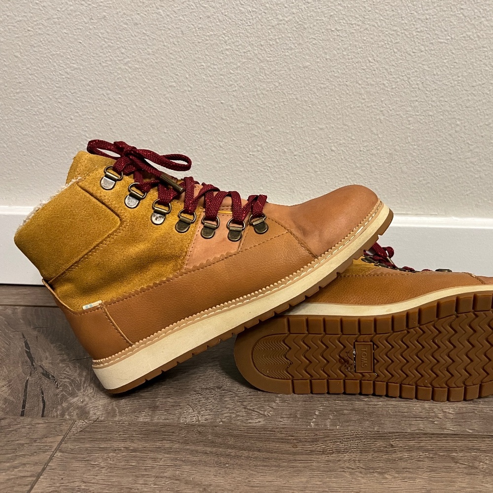 Women’s 6.5 Leather Boots - Waterproof and adventure ready!